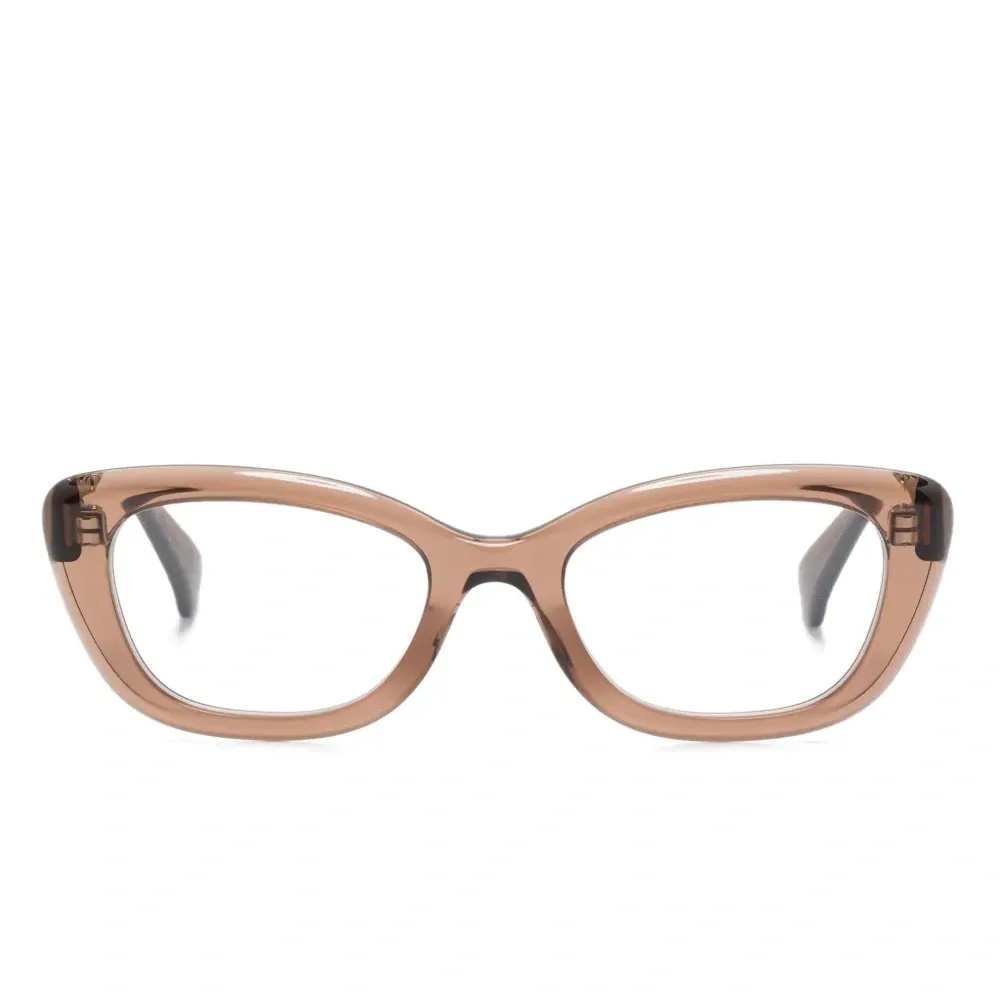 Очки в оправе 'кошачий глаз'