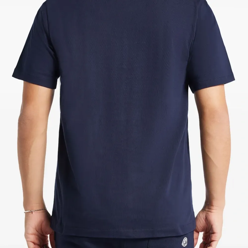 Футболка с логотипом