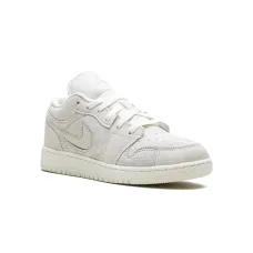 кроссовки Jordan 1 Low Pale Ivory