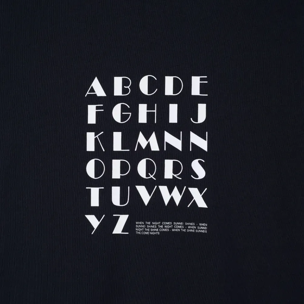 Футболка с графичным принтом Футболка с графичным принтом