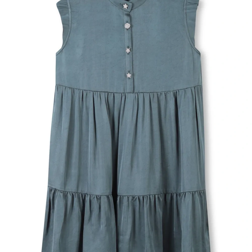 Платье без рукавов