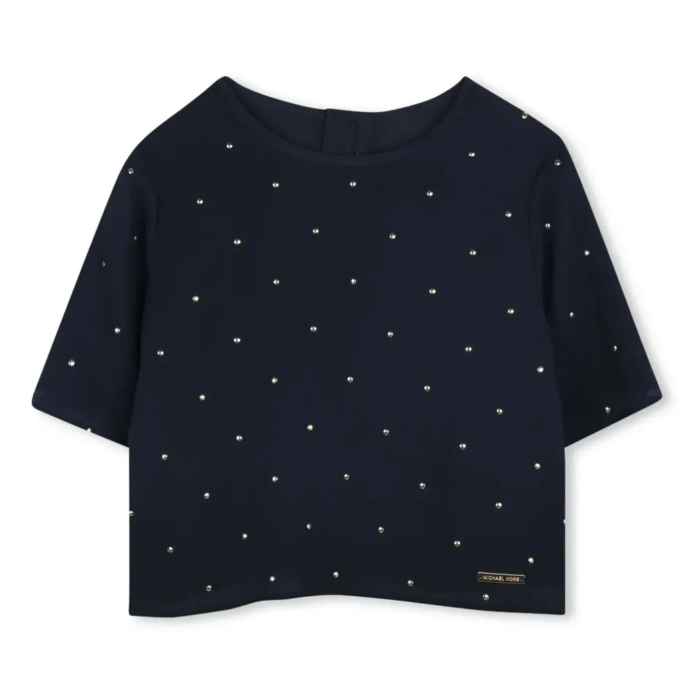 Блузка с заклепками