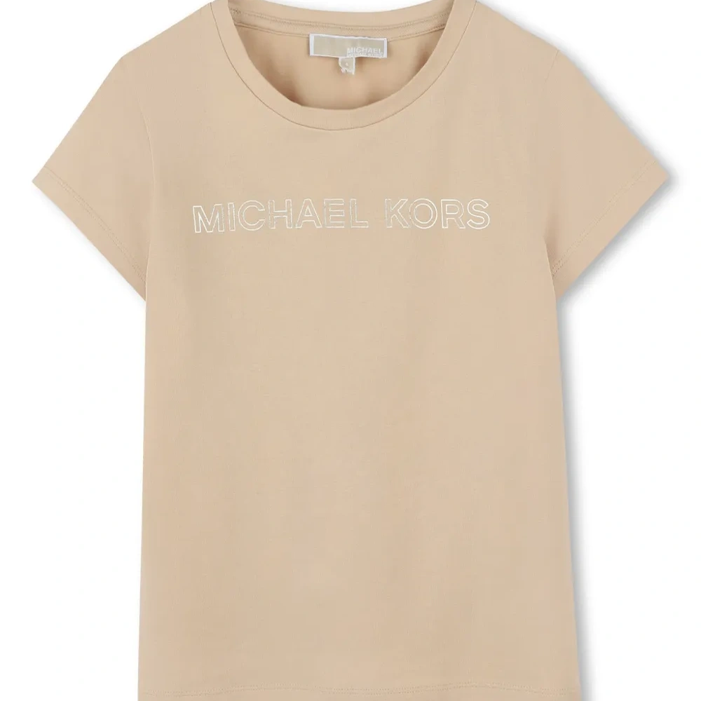 Футболка с логотипом