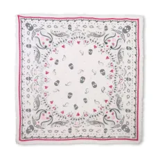 Шарф с графичным принтом