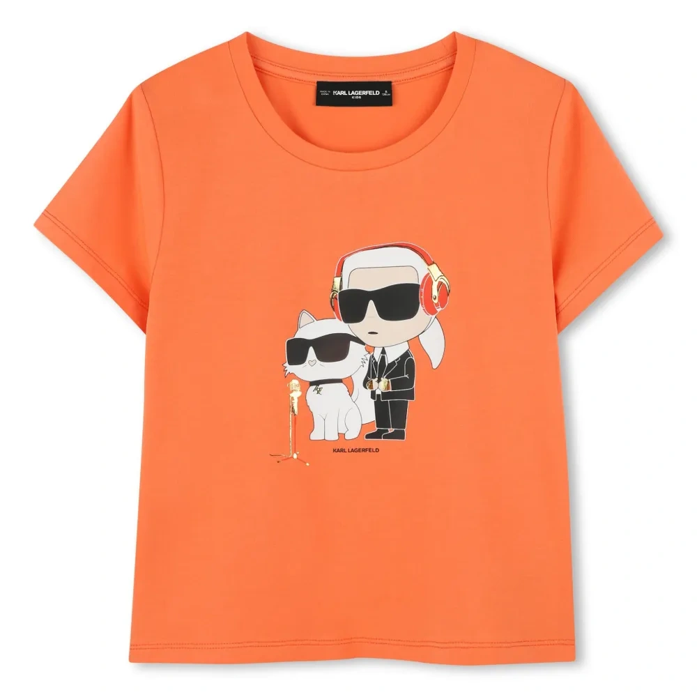 Футболка с графичным принтом