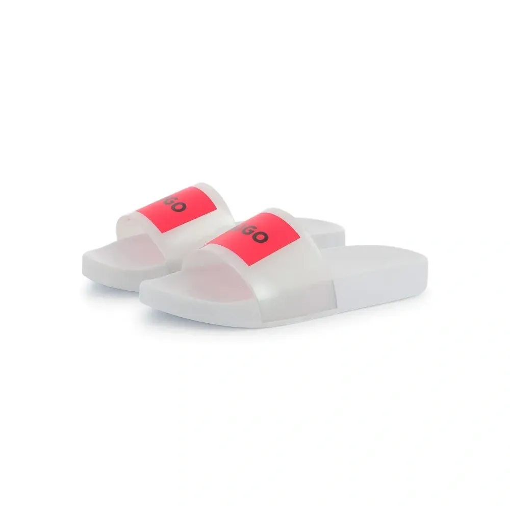 Шлепанцы с логотипом