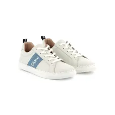 Кроссовки с логотипом