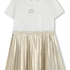 Платье с короткими рукавами