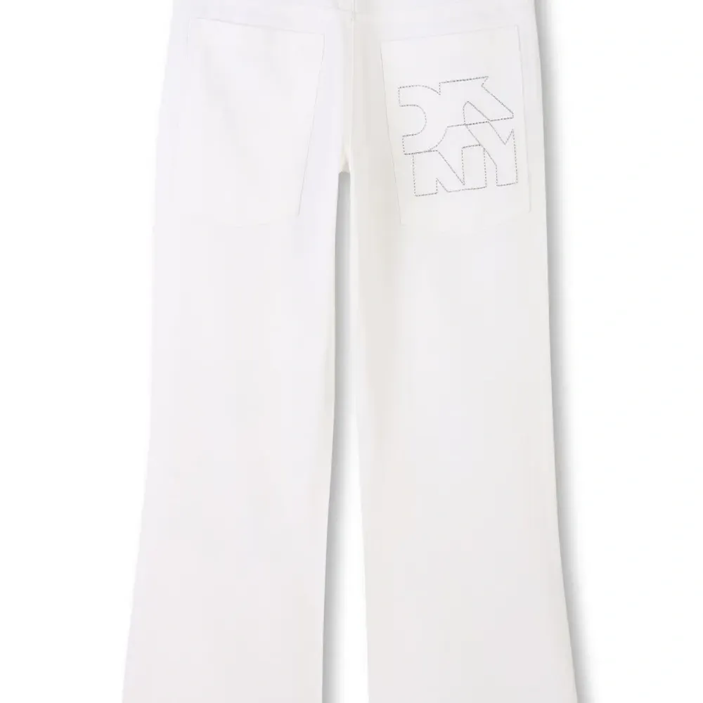 Брюки с вышитым логотипом Брюки с вышитым логотипом