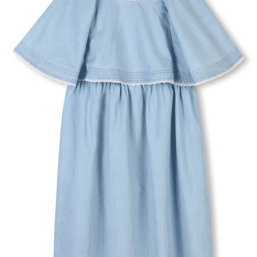 Платье с оборками