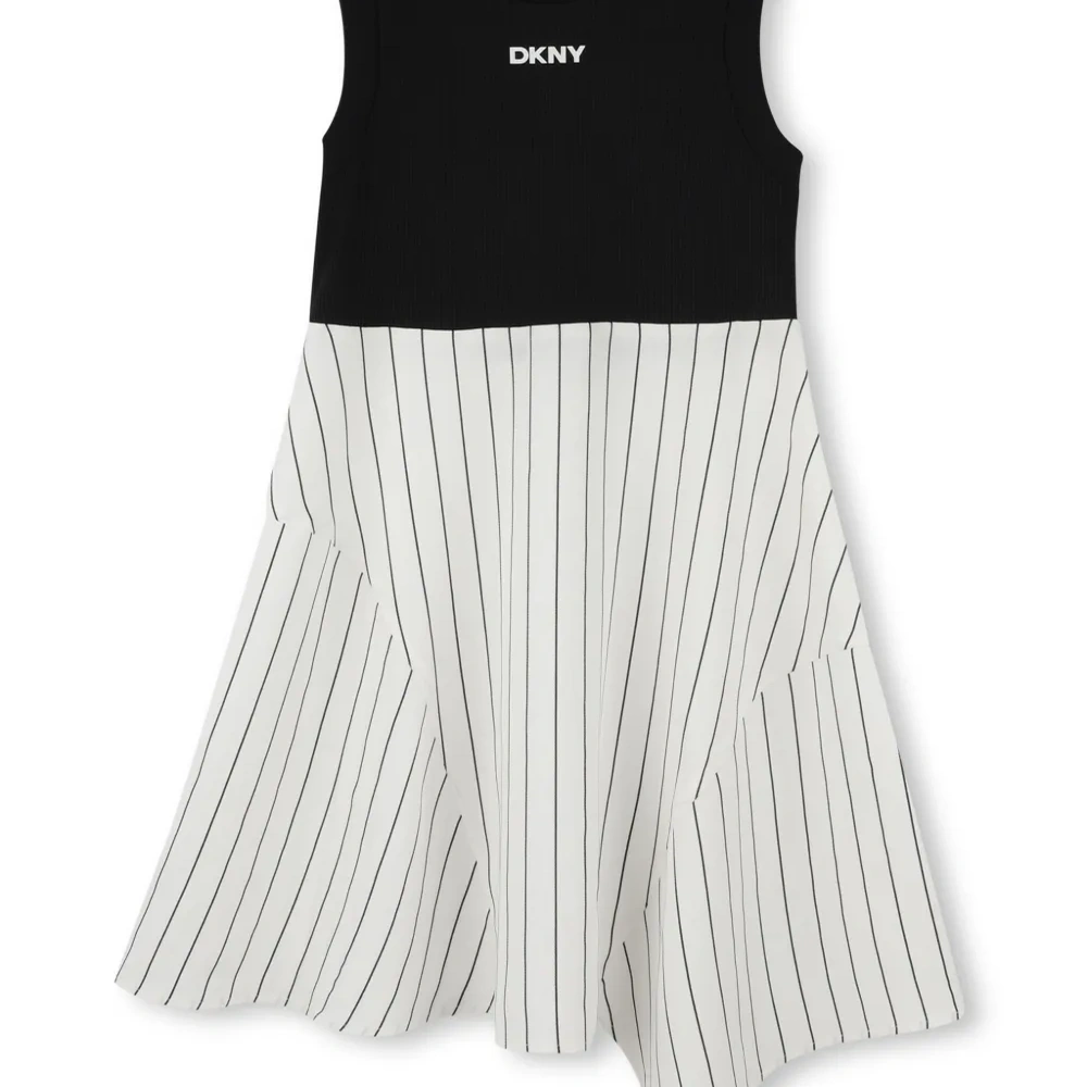 Платье в полоску