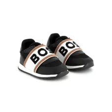 Кроссовки с логотипом