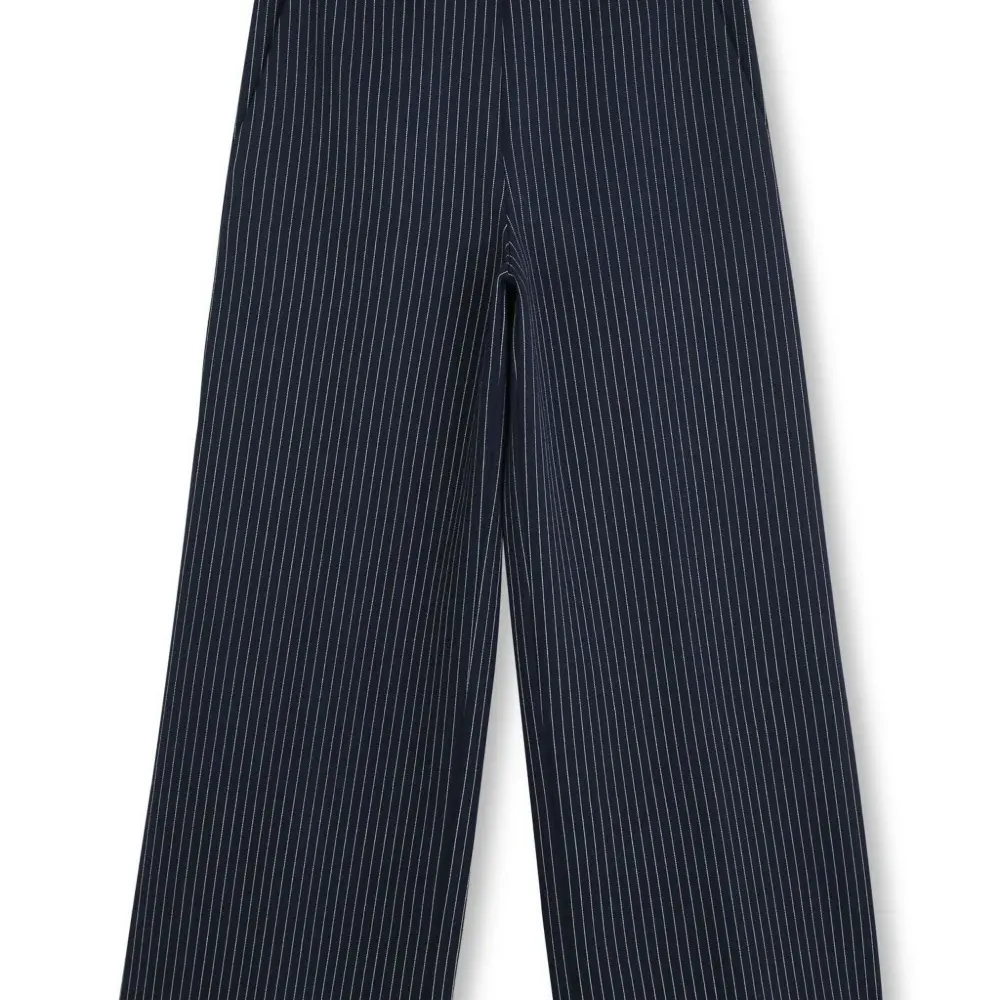 Брюки в полоску