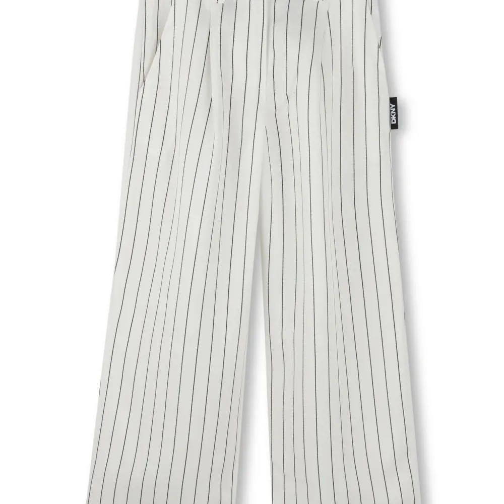 Брюки в полоску Брюки в полоску