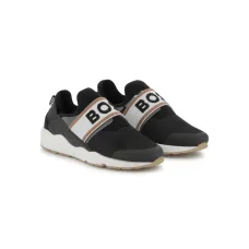 Кроссовки с логотипом