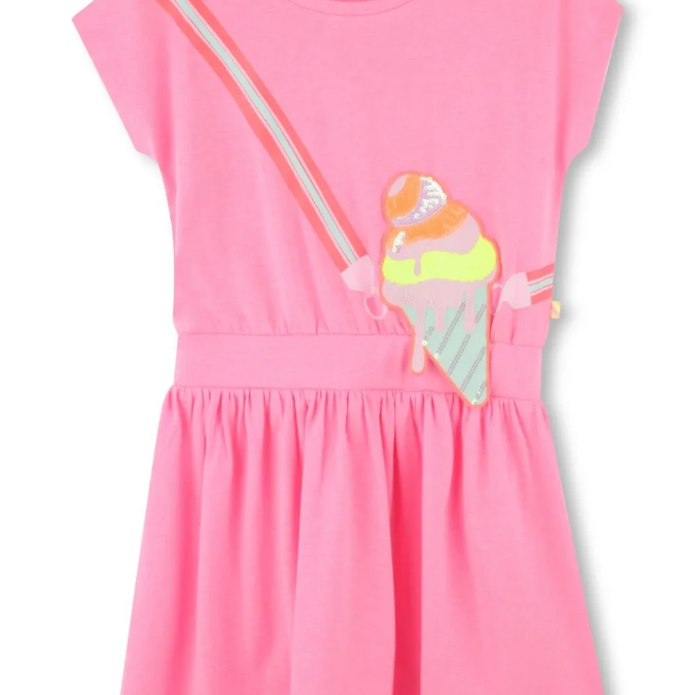 Платье с аппликацией