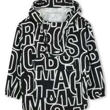 Ветровка с капюшоном