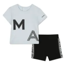 Комплект из футболки и шортов