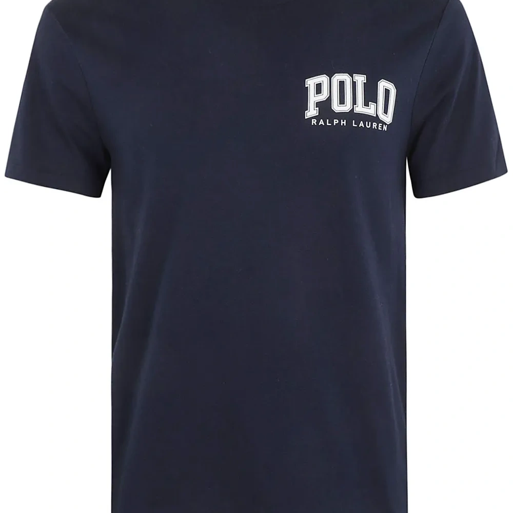 Футболка с логотипом