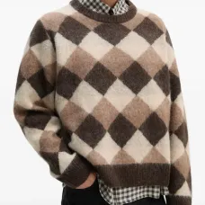 Свитер с V-образным вырезом и узором аргайл