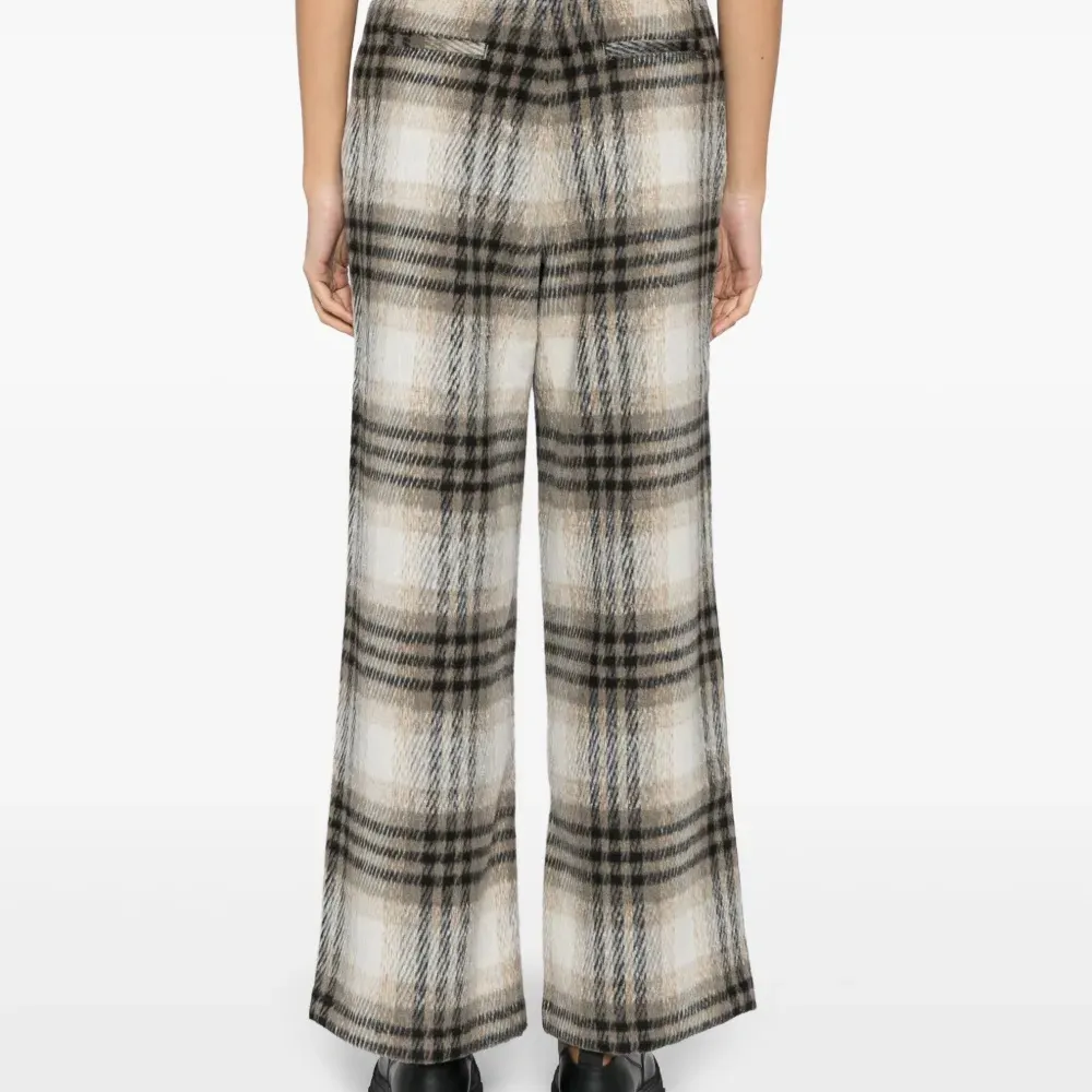 Брюки в клетку