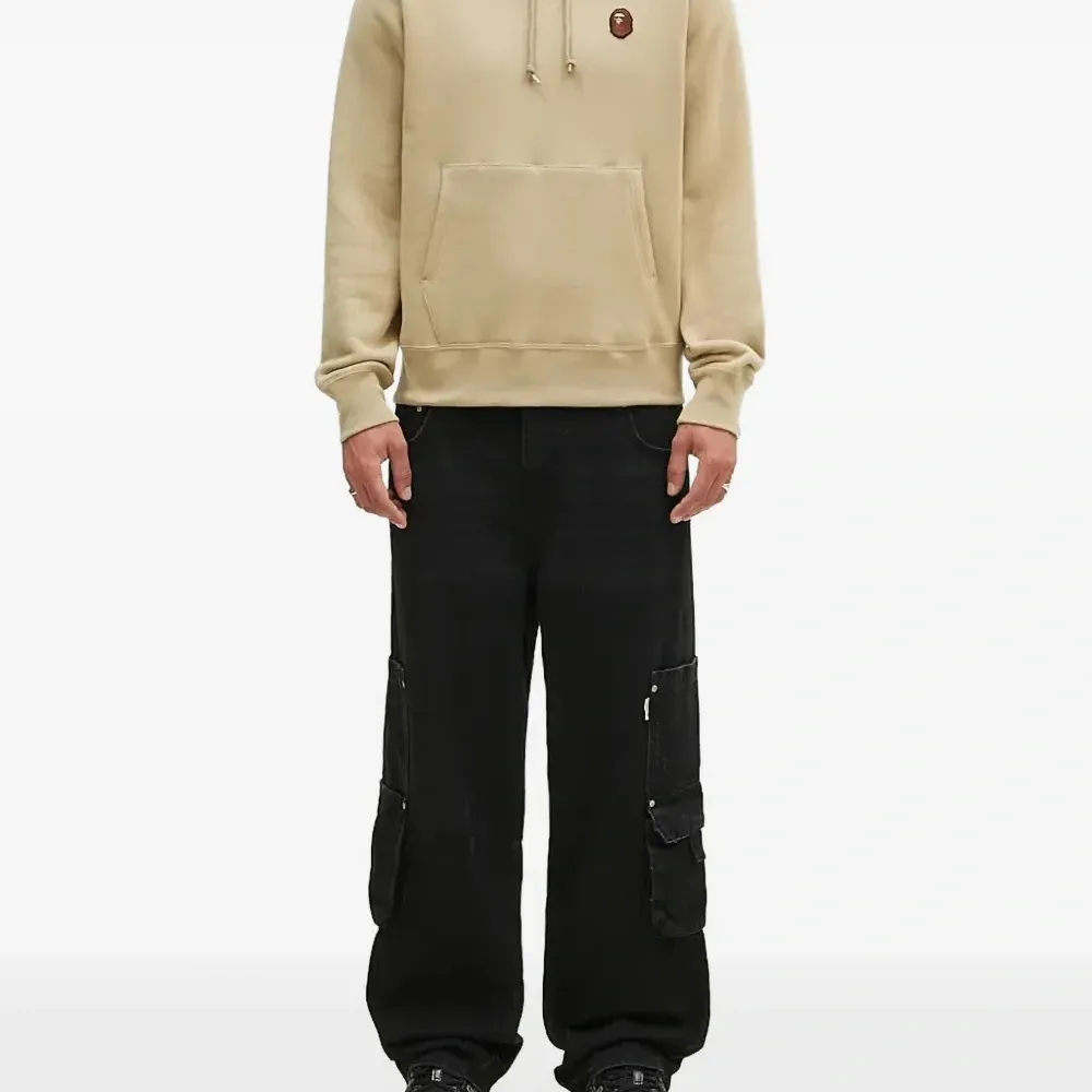 худи с нашивкой-логотипом