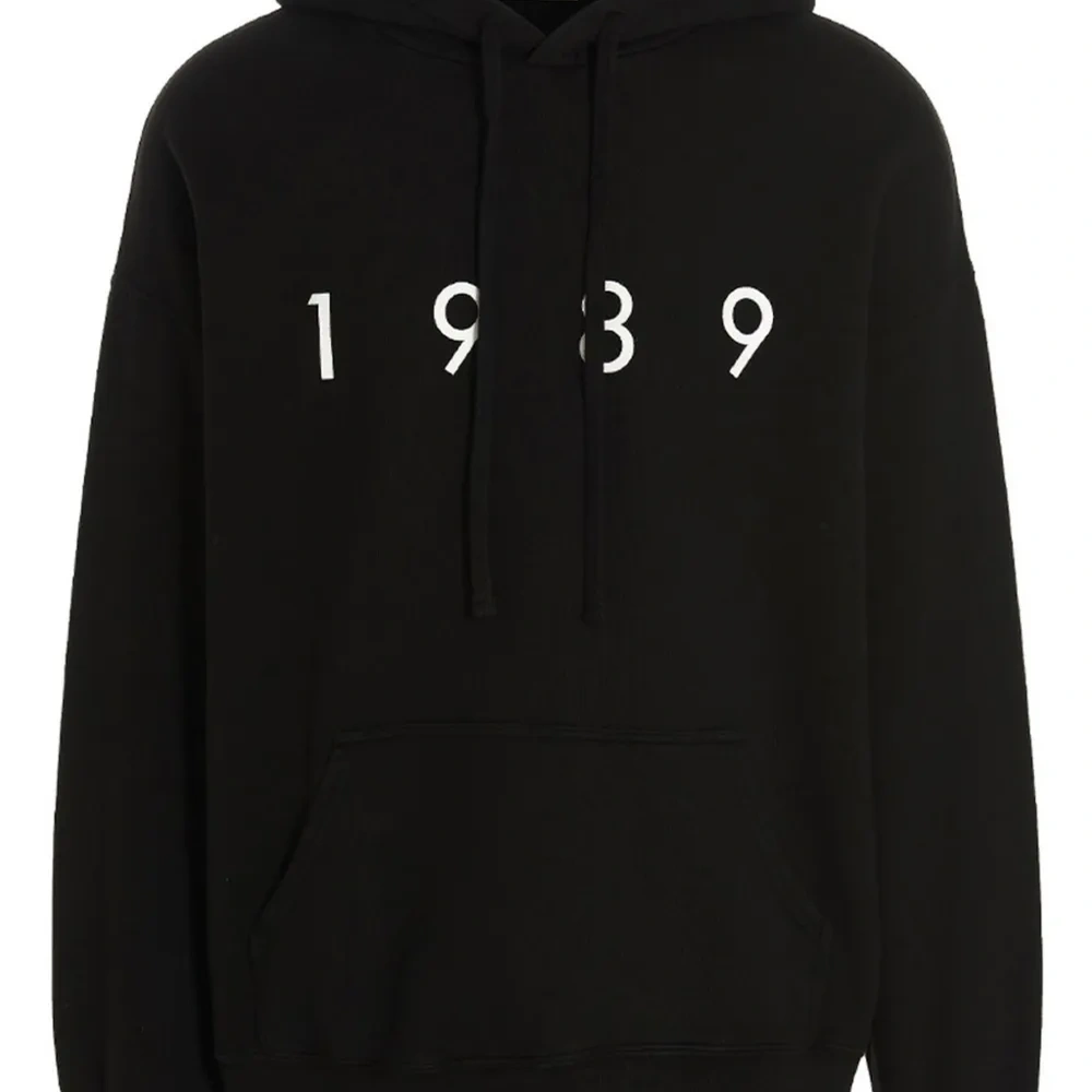 Худи с логотипом