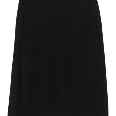 Свитер с вышитым логотипом