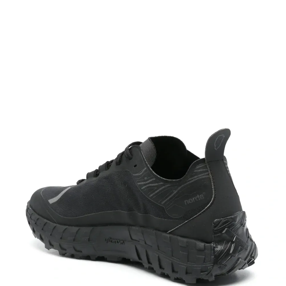 Кроссовки 001