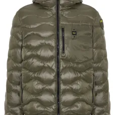 Пуховик с нашивкой-логотипом Пуховик с нашивкой-логотипом