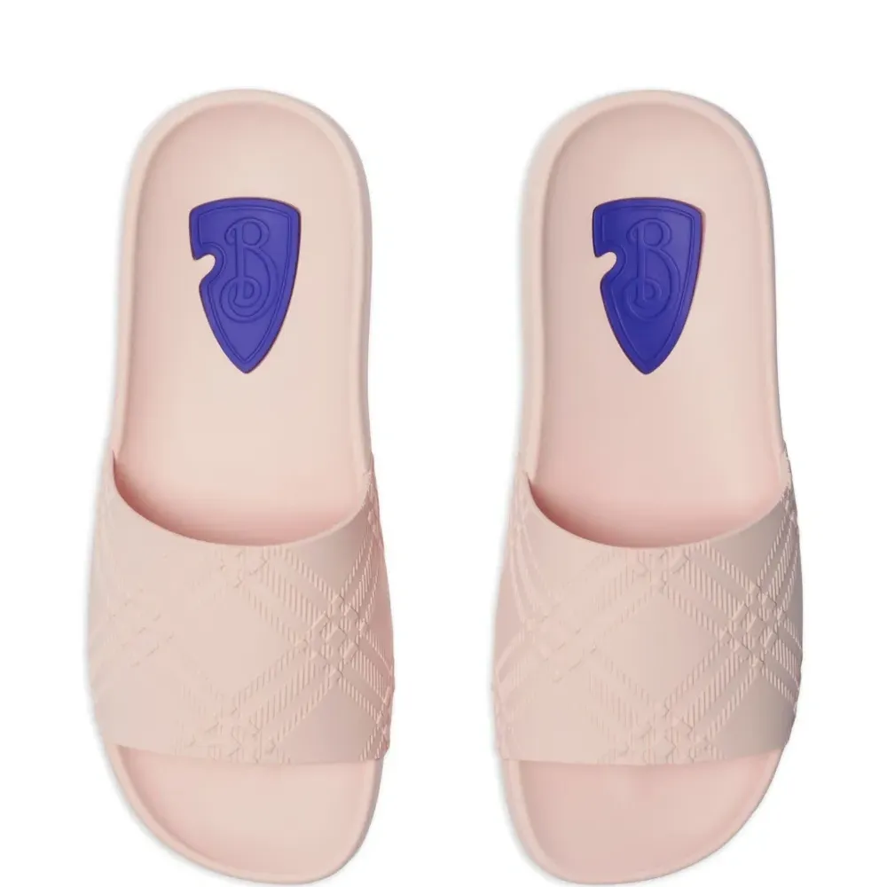 Шлепанцы в клетку