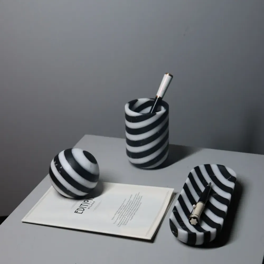 Пресс-папье Alice (8 см)