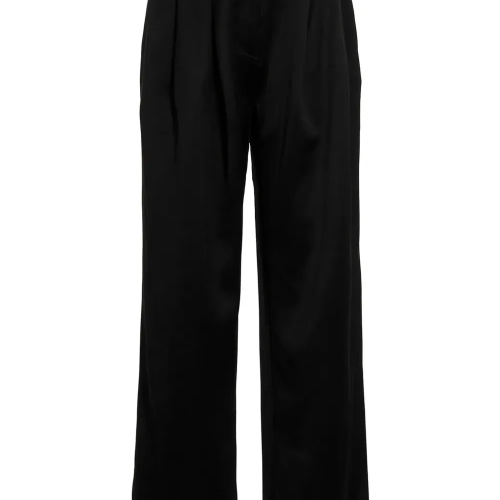 Плиссированные брюки Плиссированные брюки