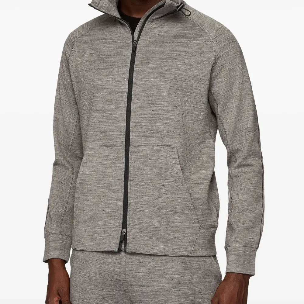 Толстовка на молнии