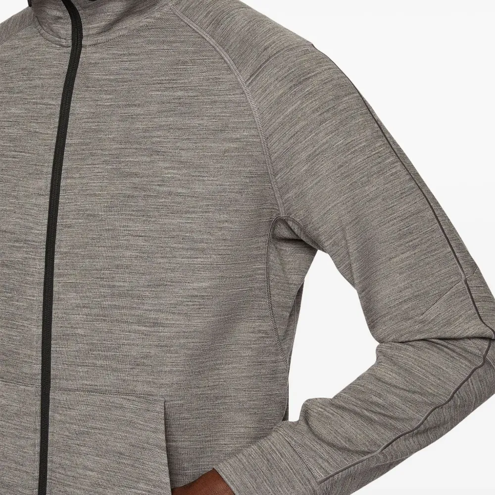 Толстовка на молнии