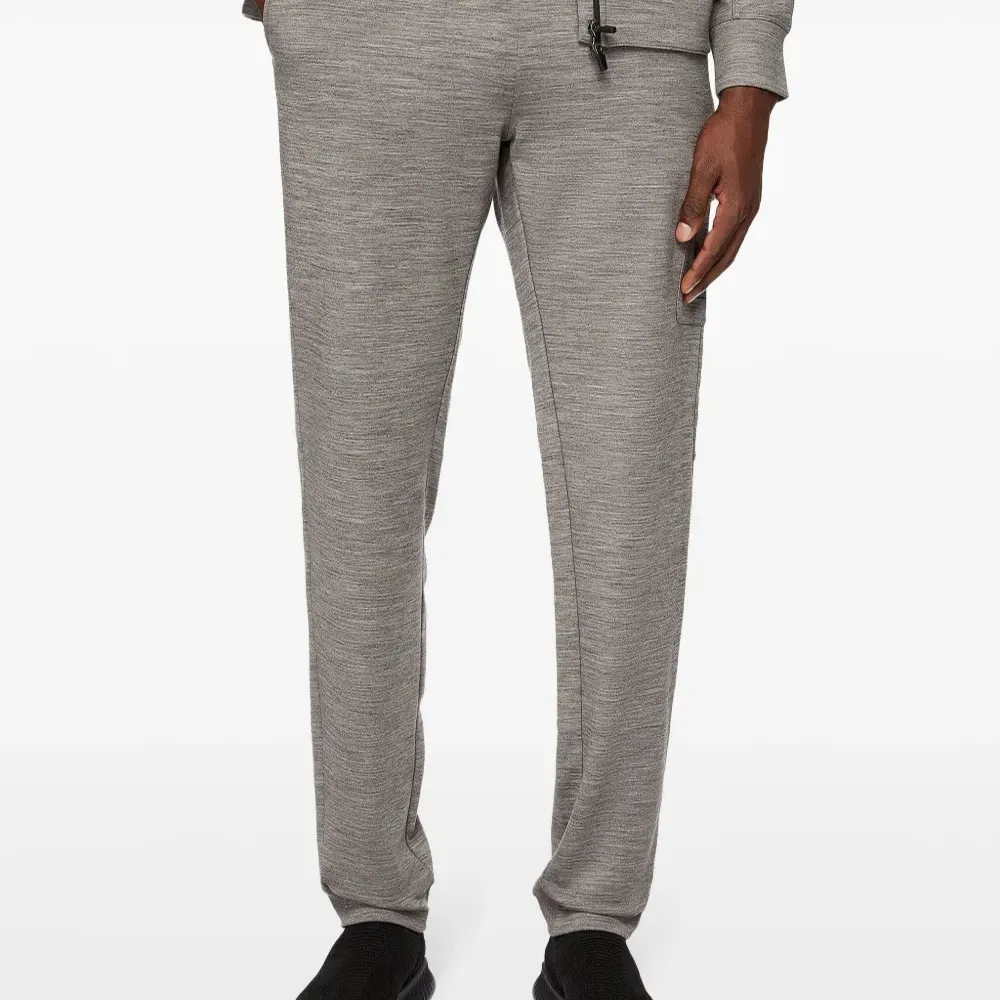 Спортивные брюки с логотипом