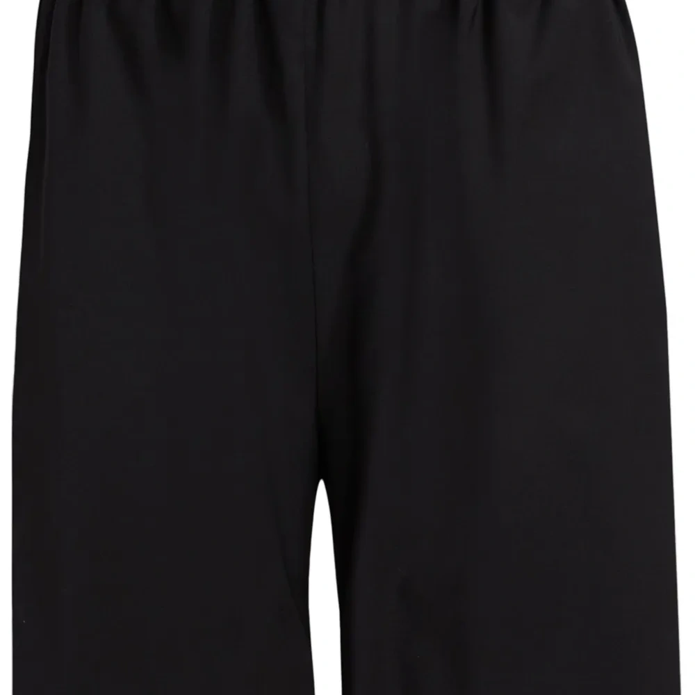 Шорты с эластичным поясом