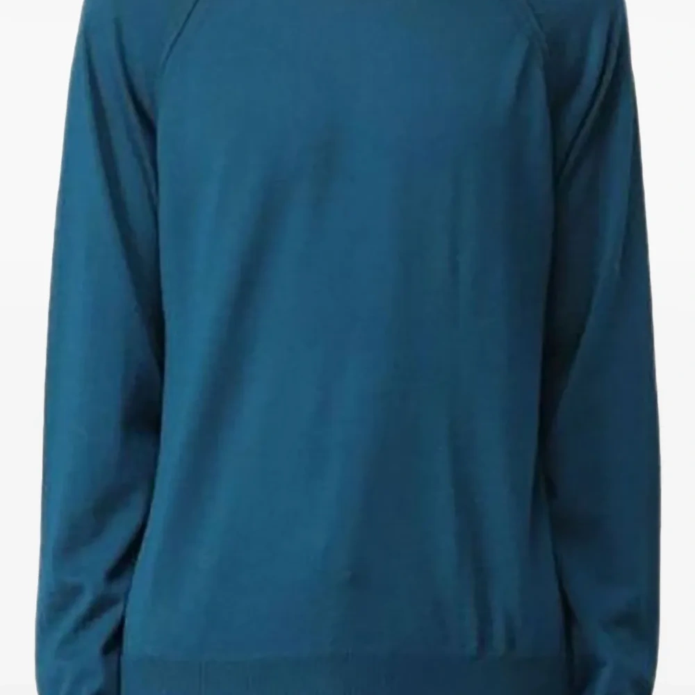 Джемпер с круглым вырезом