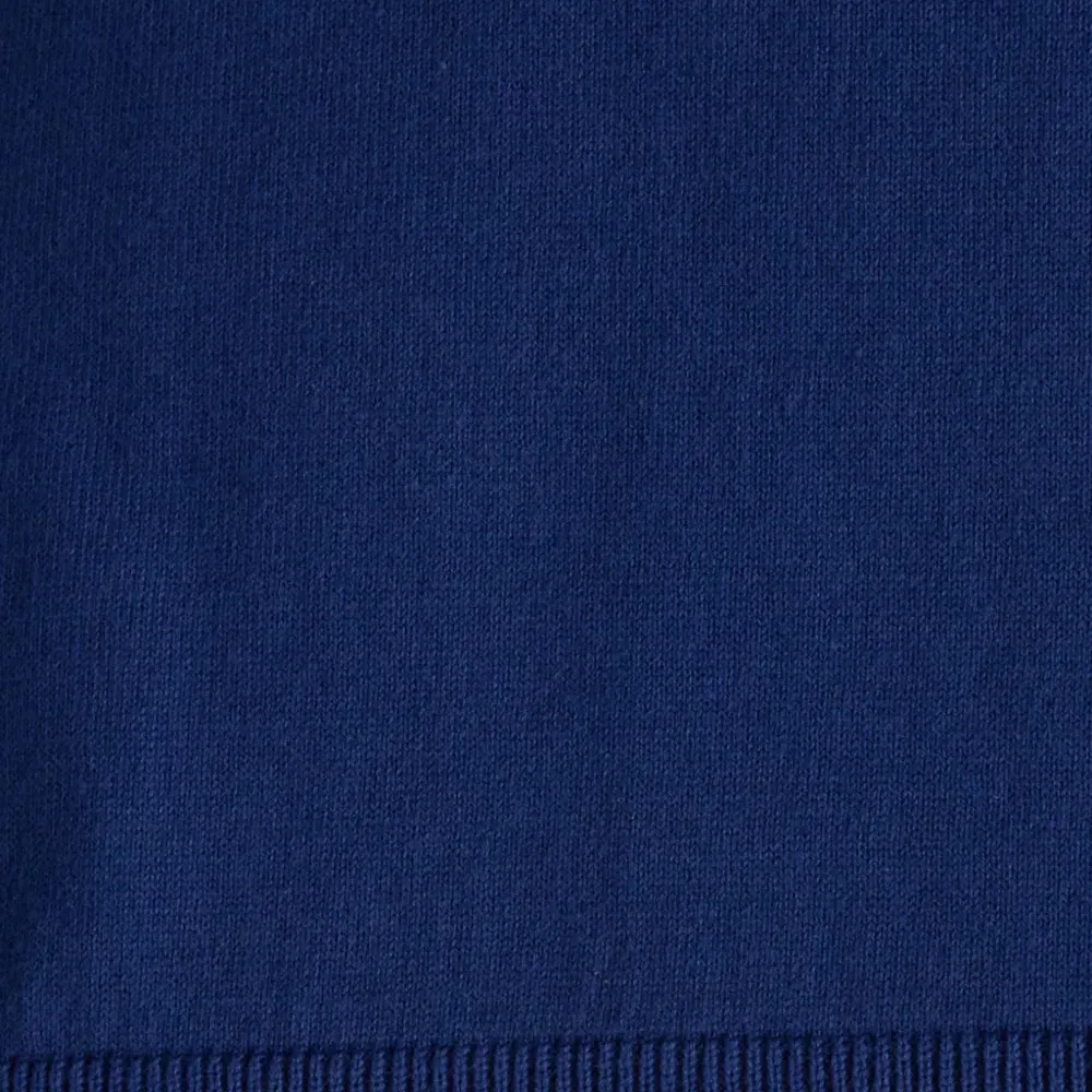 Джемпер с круглым вырезом