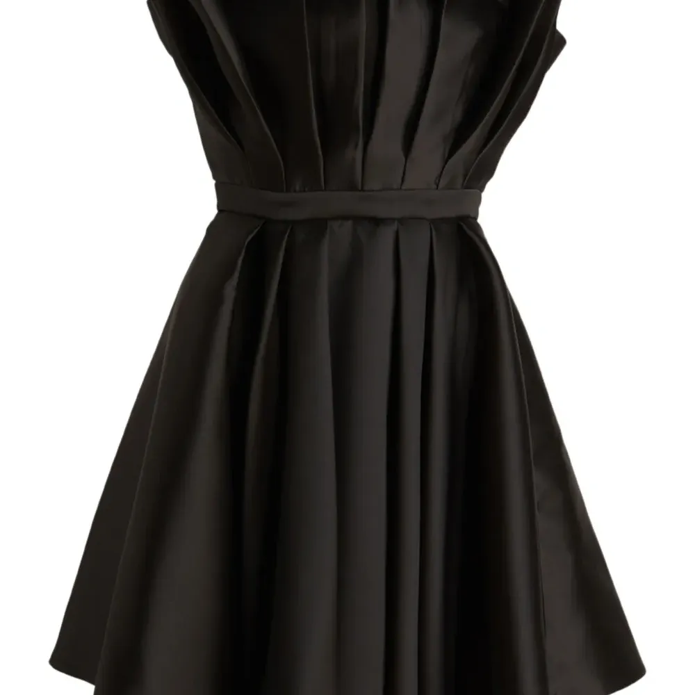 Платье мини со складками