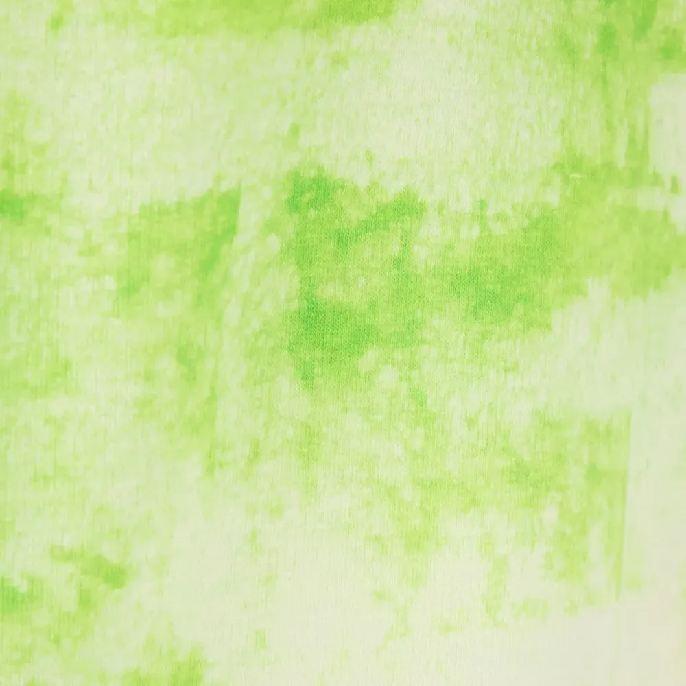 Футболка с абстрактным принтом