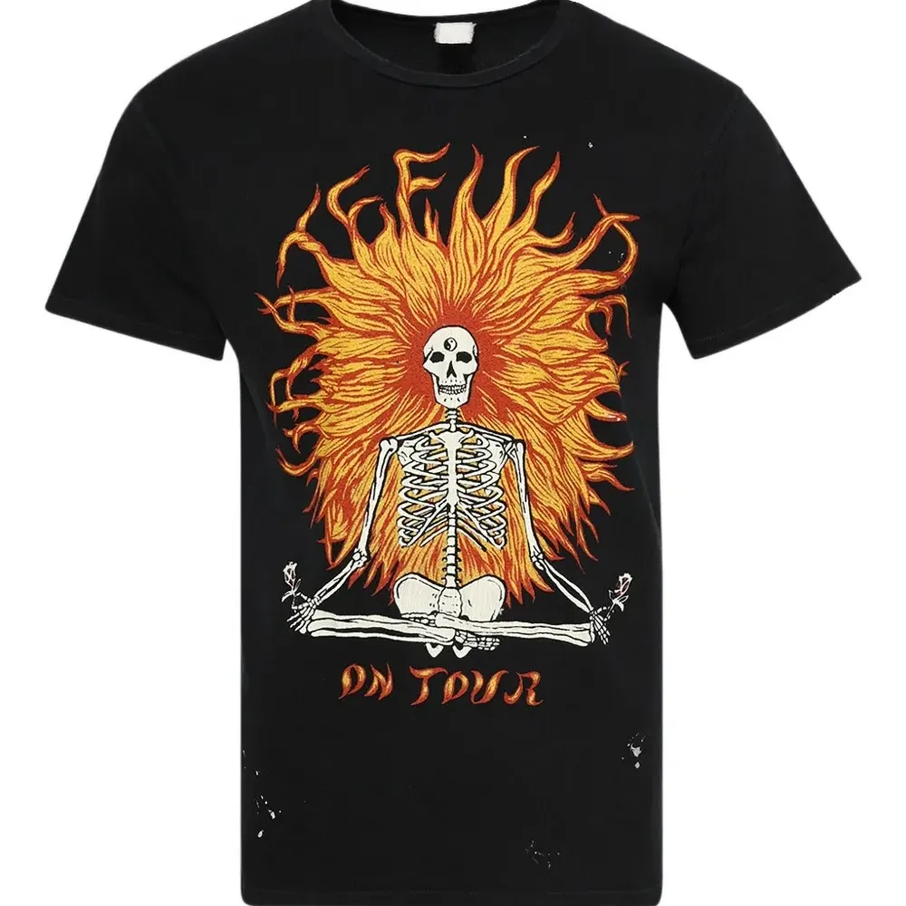 Футболка с графичным принтом