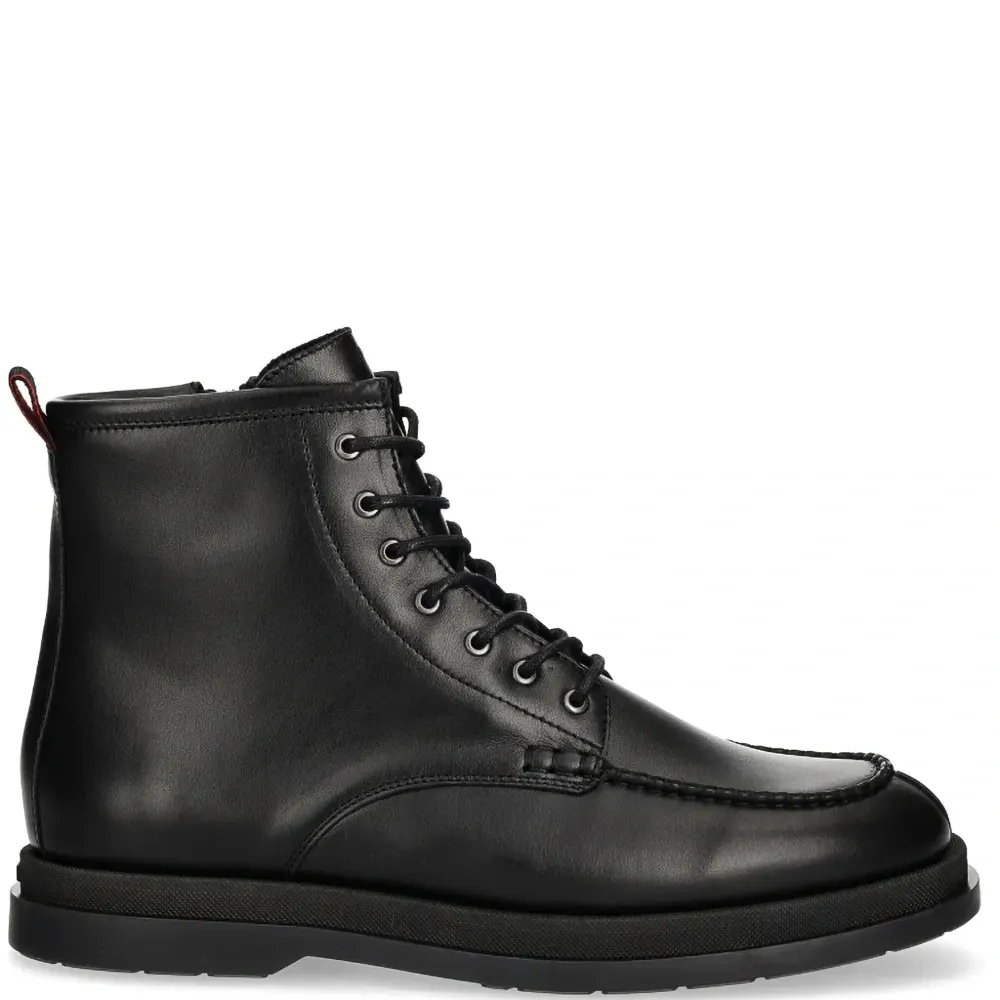 Кожаные ботинки