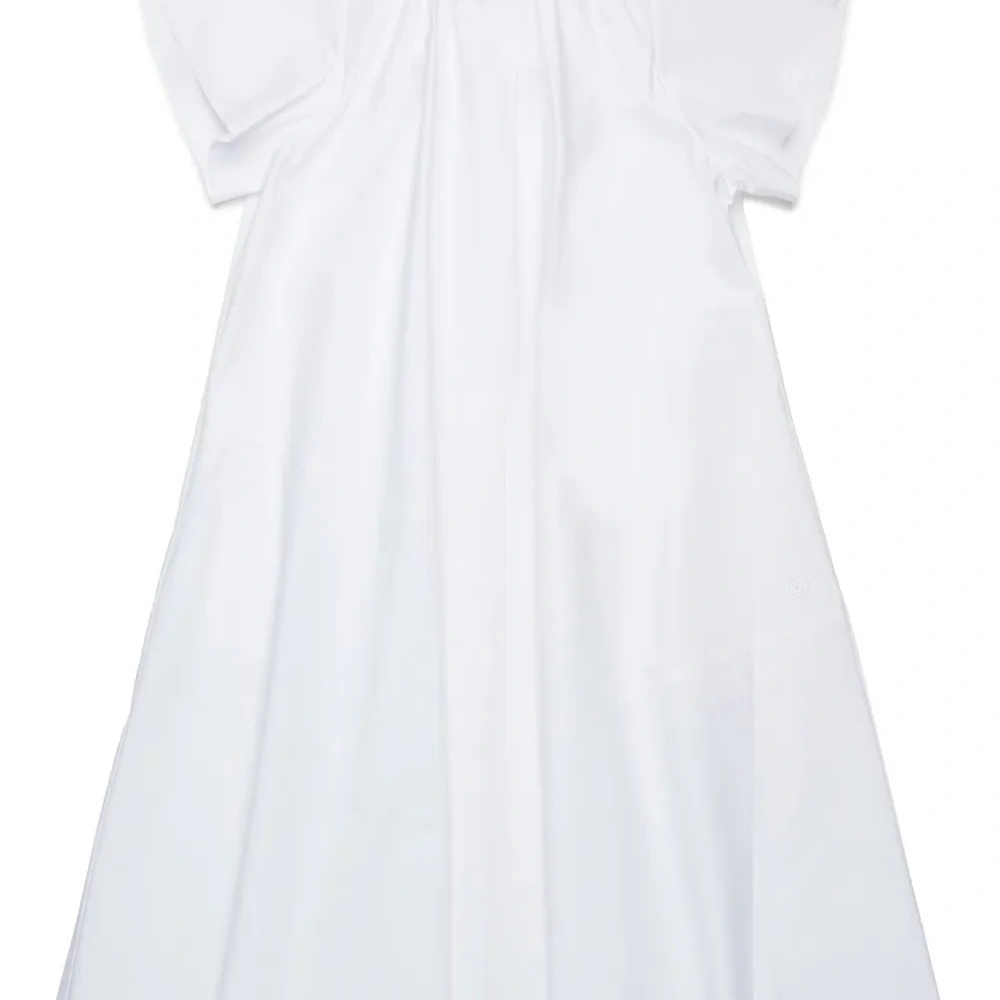 Платье с пуговицами