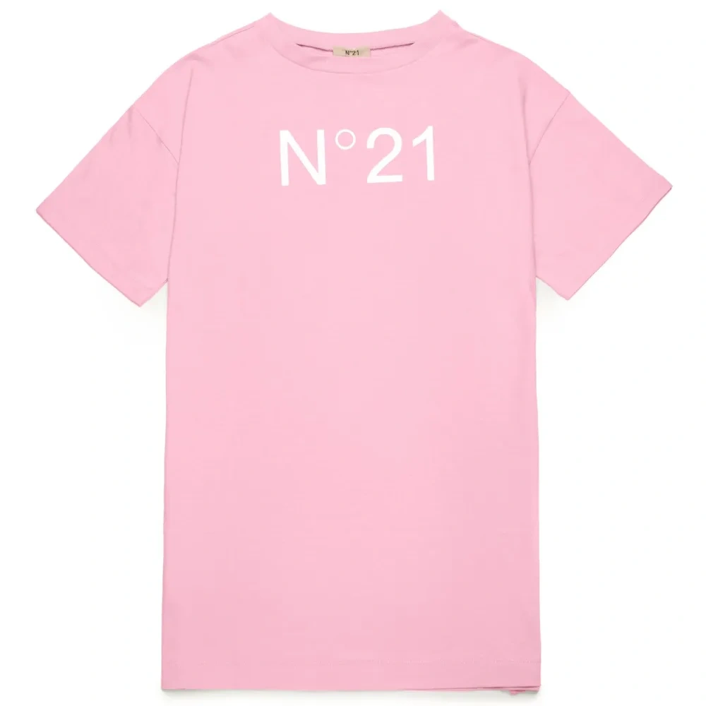 Футболка с логотипом