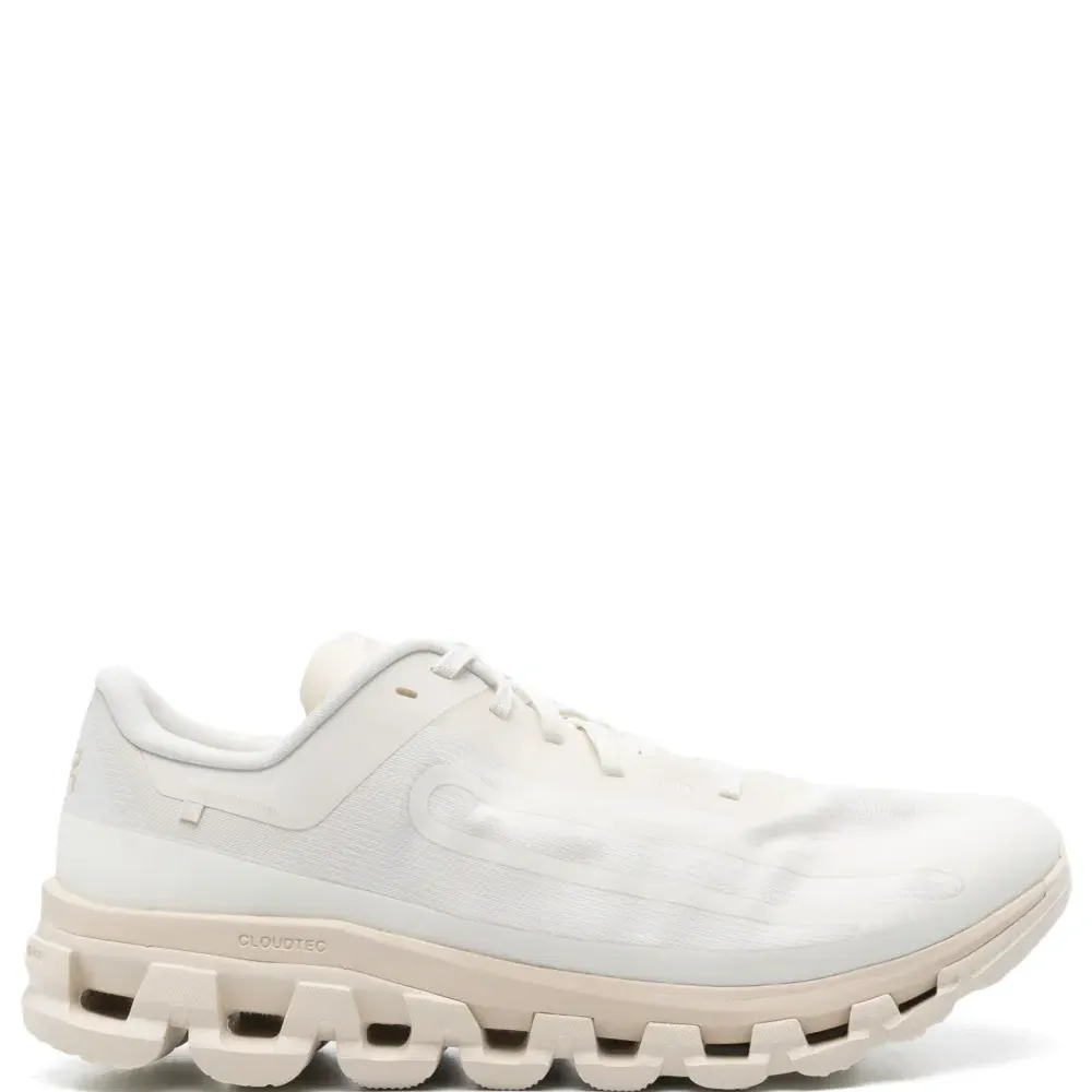 Кроссовки Cloudflow 4 из коллаборации с IKON