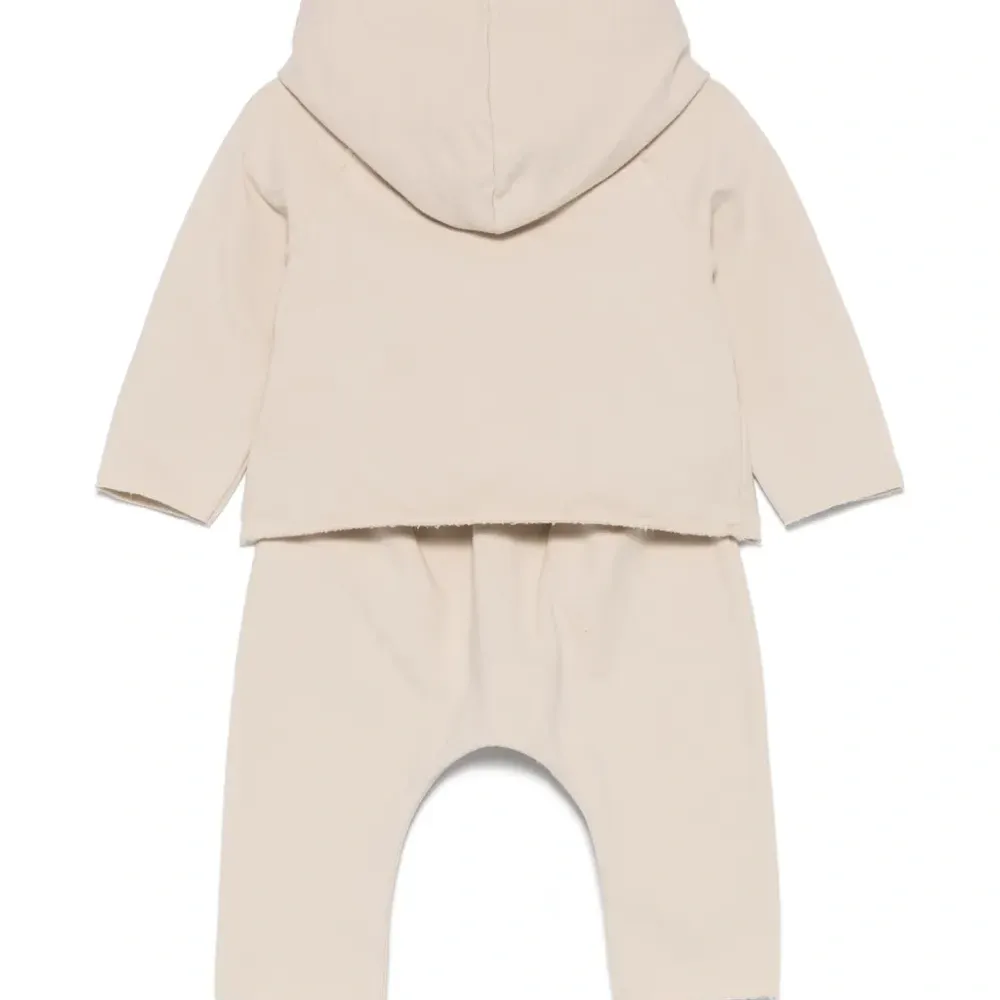 Комплект из топа и брюк с капюшоном