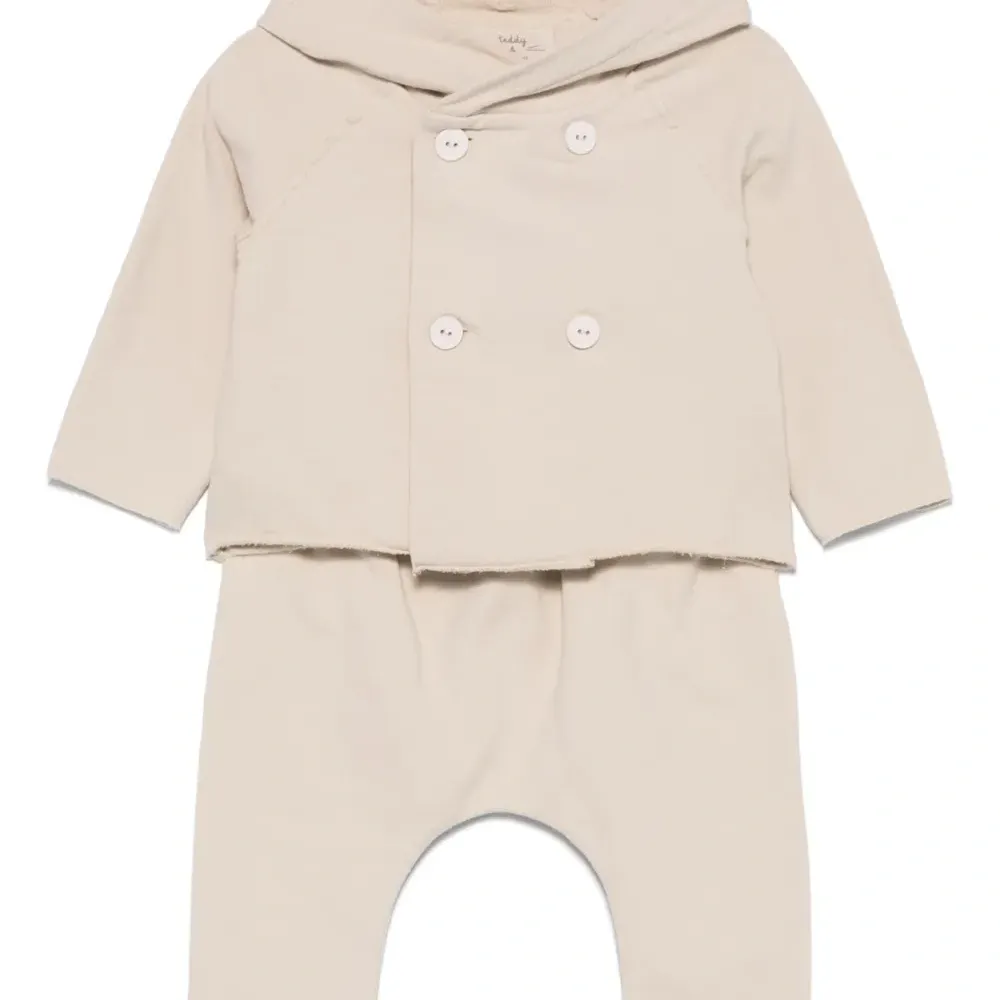 Комплект из топа и брюк с капюшоном