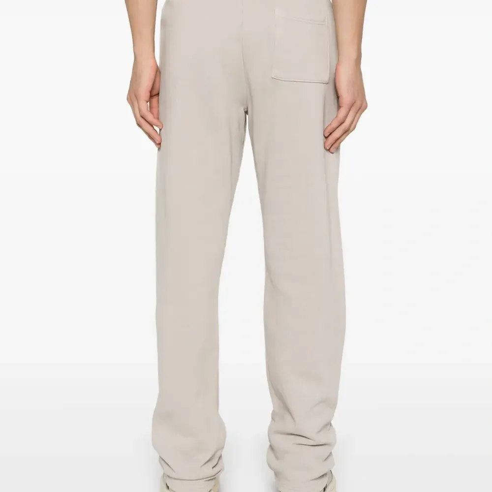 Спортивные брюки прямого кроя