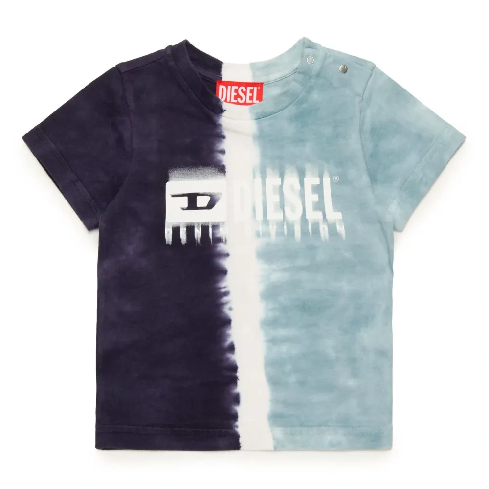 Футболка с логотипом